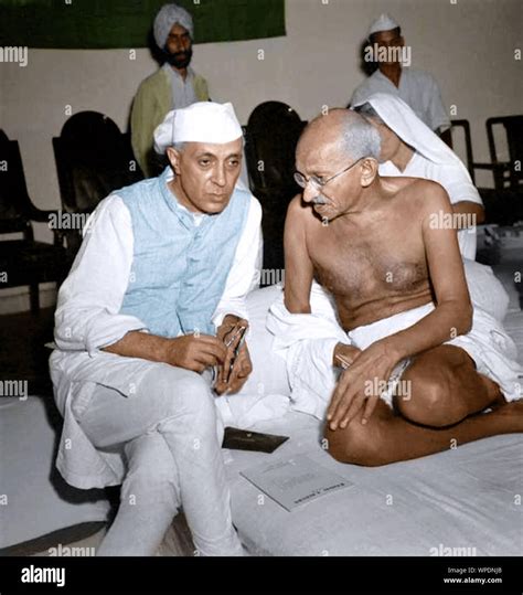 Mahatma gandhi jawaharlal nehru color hi-res stock photography and ...