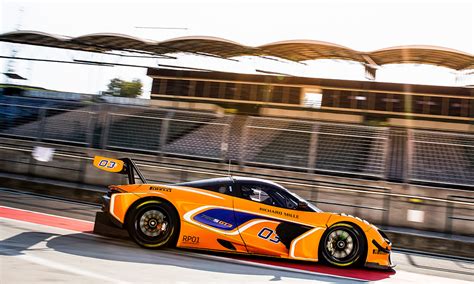 McLaren 720S GT3 Set for Gulf 12H Debut – Sportscar365