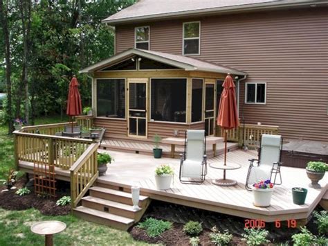 30+ Screened In Porch Ideas With Deck – DECOOMO