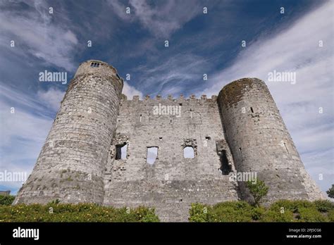 Ireland, County Carlow, Carlow Castle one of the most important Anglo ...