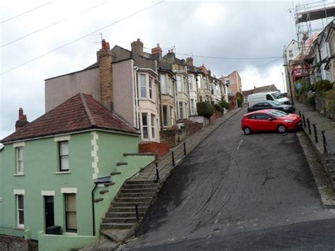 England's Steepest Street - Atlas Obscura