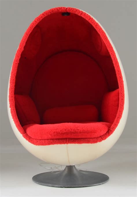 1960s Egg Chair | EBTH