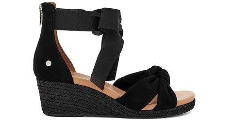 UGG Yarrow Sandals in Black | Lyst