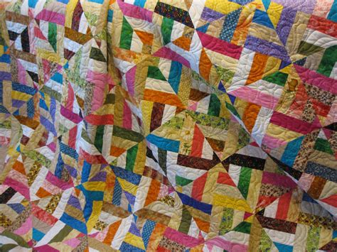 Millie's Quilting: Finished Strip Twist Quilt