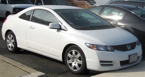 File:2009 Honda Civic LX coupe.jpg - Wikimedia Commons