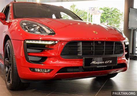 Porsche Macan GTS launched in Malaysia – RM710k 2016 Porsche Macan GTS ...