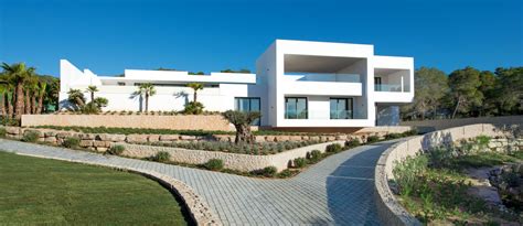 Modern luxury villa in Ibiza's dream location