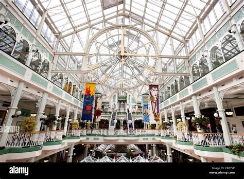 Shopping mall centre dublin hi-res stock photography and images - Alamy