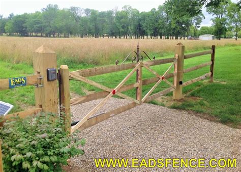 Ohio Fence Company | Eads Fence Co.. Split Rail Entry Gates