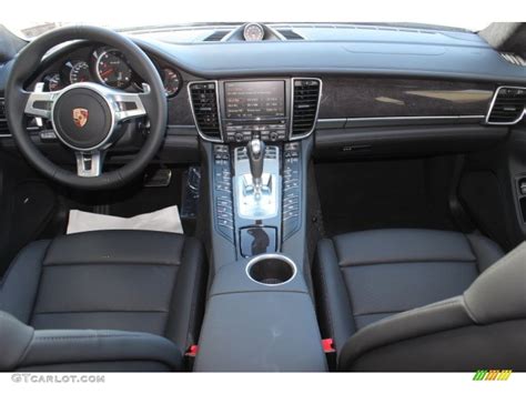 2013 Porsche Panamera Turbo S Black Dashboard Photo #87233522 | GTCarLot.com