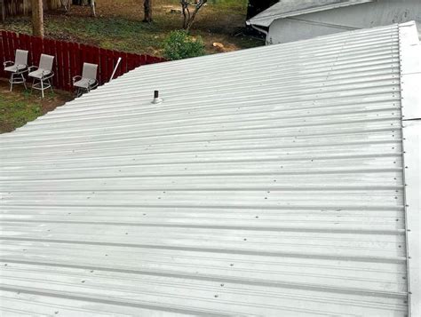 Metal Roof Cleaning Tavares, FL