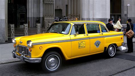 Visit New York City aboard a vintage taxi - ©New York.com