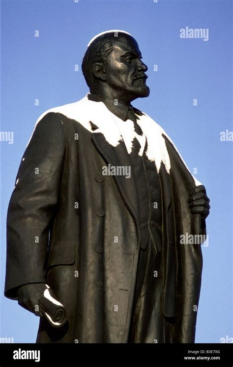 LENIN STATUE IN MOSCOW Stock Photo - Alamy