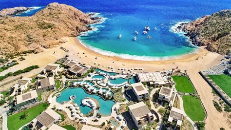 5 hoteles en Los Cabos destacan como los mejores de todo el país