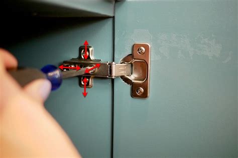 Installing Concealed Cabinet Door Hinges & Handles » Rogue Engineer