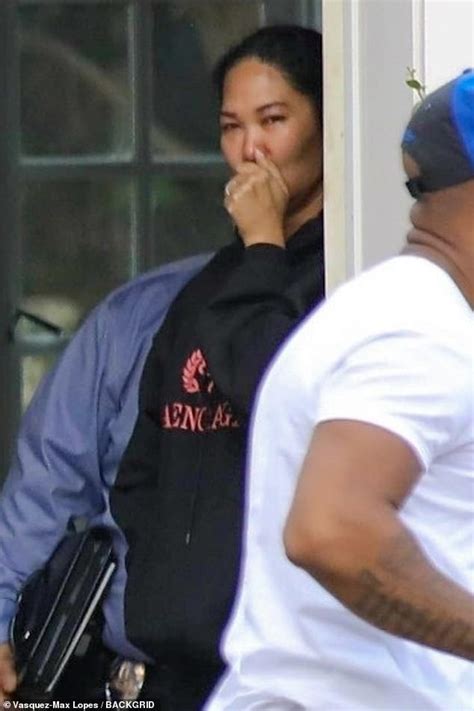 Kimora Lee Simmons pictured crying at the home of close friend Kim ...