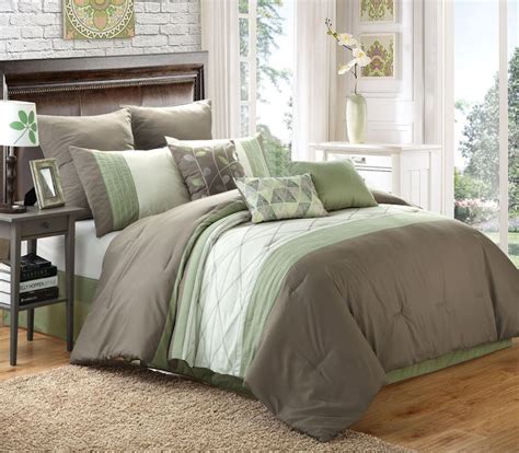 Sage Green Comforter Set Twin : Williamsburg Burwell 4-pc. Floral ...