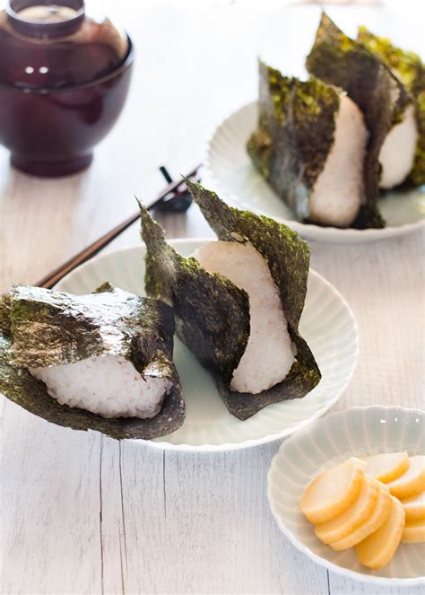 Onigiri (Japanese Rice Ball) | RecipeTin Japan