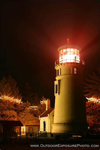 Umpqua River Lighthouse At Night Winchester Bay, Oregon - Sean Bagshaw ...