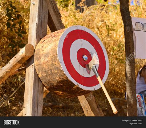 Lumberjack Axe Image & Photo (Free Trial) | Bigstock