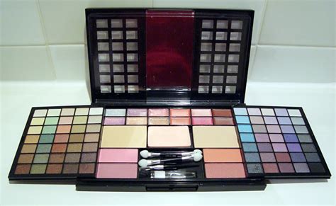 Claire S Cosmetics Makeup Set - Makeup Vidalondon