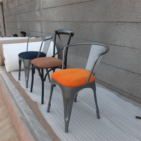 Black Metal Modern Restaurant Chairs at Rs 1400 in Bhopal | ID ...