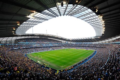 Manchester City Football Stadium Legends Tour and Lunch - What Experience