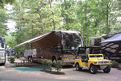 Enjoy RV Resort Camping at Lake George RV Park