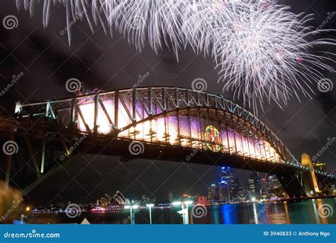 Sydney Harbour Bridge New Year Fireworks Stock Image - Image of ...