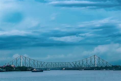 Howrah Bridge in Kolkata - PixaHive