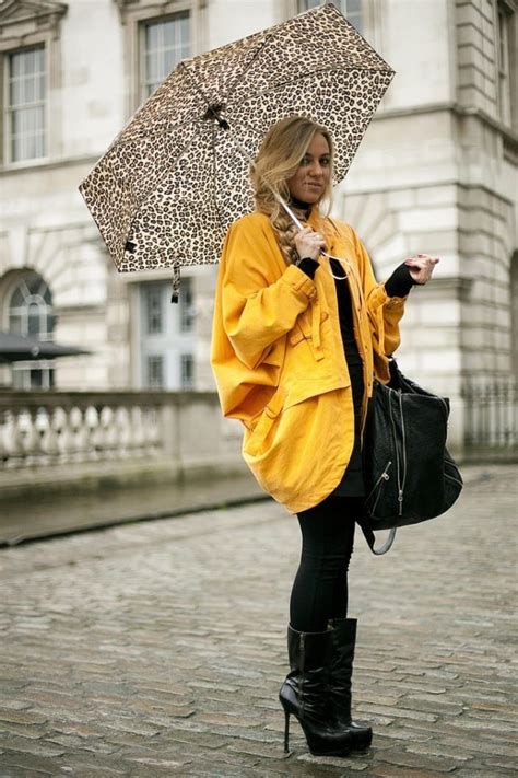 Raniy Day Outfits Ideas- 26 Cute Ways to Dress on Rainy Day