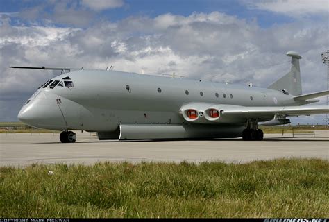 Nimrod MR2 Aircraft Anti Submarine ~ forcesmilitary