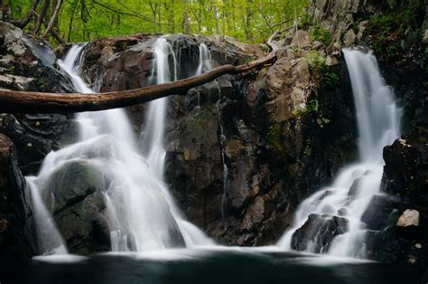 9 Jaw-Dropping Waterfalls in Shenandoah National Park