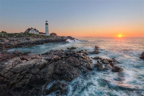 Sunrise At The Portland Head Lighthouse – Les Taylor Photography