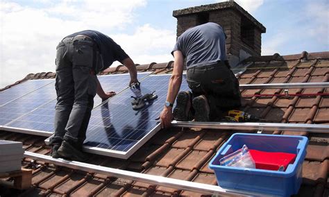 6 Steps to Install Solar Panels