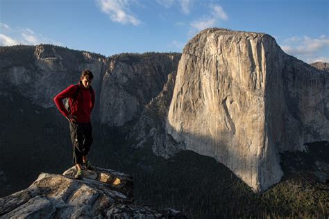 Gripping 'Free Solo' showcases climber's death-defying passion in ...