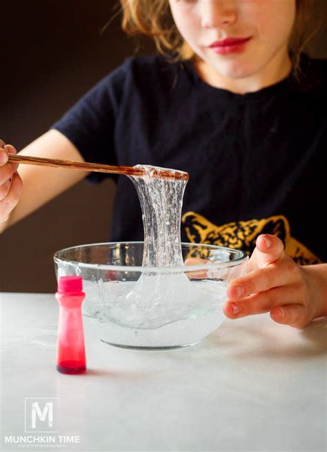 How to Make Slime With Glue and Baking Soda (Video) - Munchkin Time