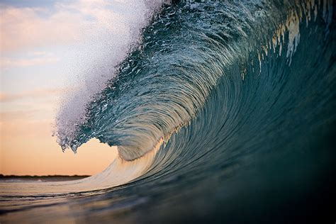 The Majestic Power Of Ocean Waves Captured by Warren Keelan | DeMilked