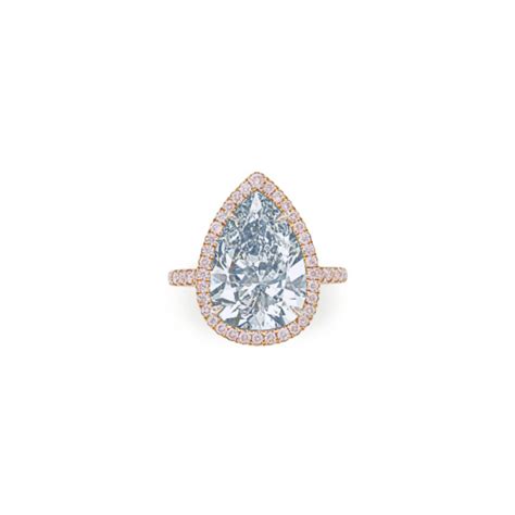 A COLORED DIAMOND RING | Christie's