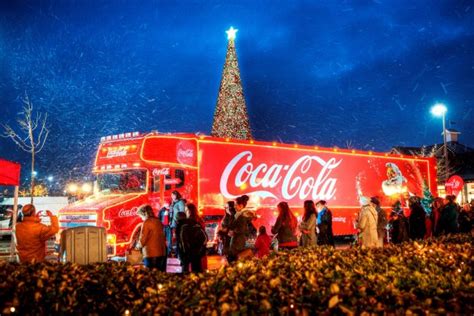 History of the Coca-Cola Christmas Truck: A Holiday Tradition on Wheels ...