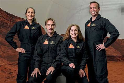 4 Volunteers Begin Mission to Live Inside Simulated Mars Habitat