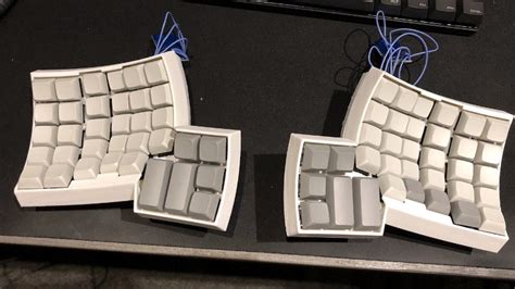 Building An Ergonomic Keyboard | Hackaday