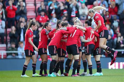 Manchester United see-off plucky Brighton to reach Women's FA Cup final ...