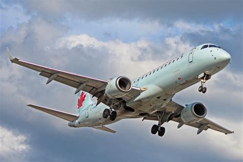 C-FHKE: Air Canada Embraer 190 (Smallest In The Main Fleet)