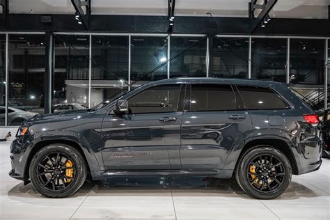 Jeep Grand Cherokee Trackhawk Black | Images and Photos finder