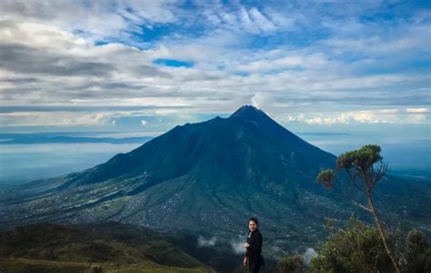 76+ Konsep Gunung Terindah Di Jawa, Gambar Pemandangan