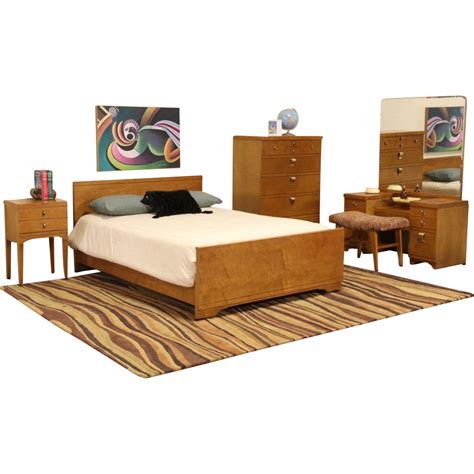 Maple Bedroom Set