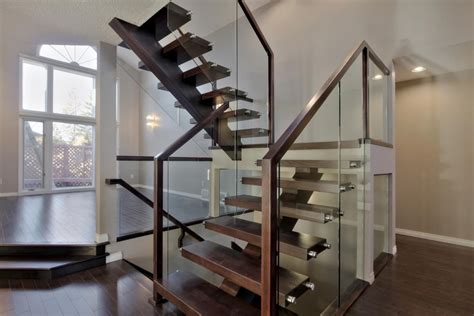 5 Things You Need To Know About Glass Railing - Specialized Stair & Rail