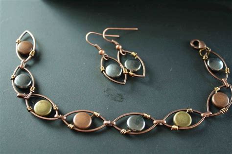 17 Best images about Wire Wrapped Bracelets on Pinterest | Copper ...