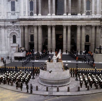 70 Rare Photos From Princess Diana’s Wedding You’ve Never Seen Before